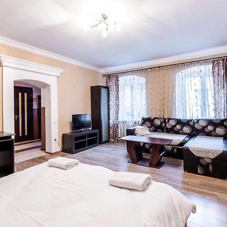 New Ruska Apartment Lviv Ngoại thất bức ảnh