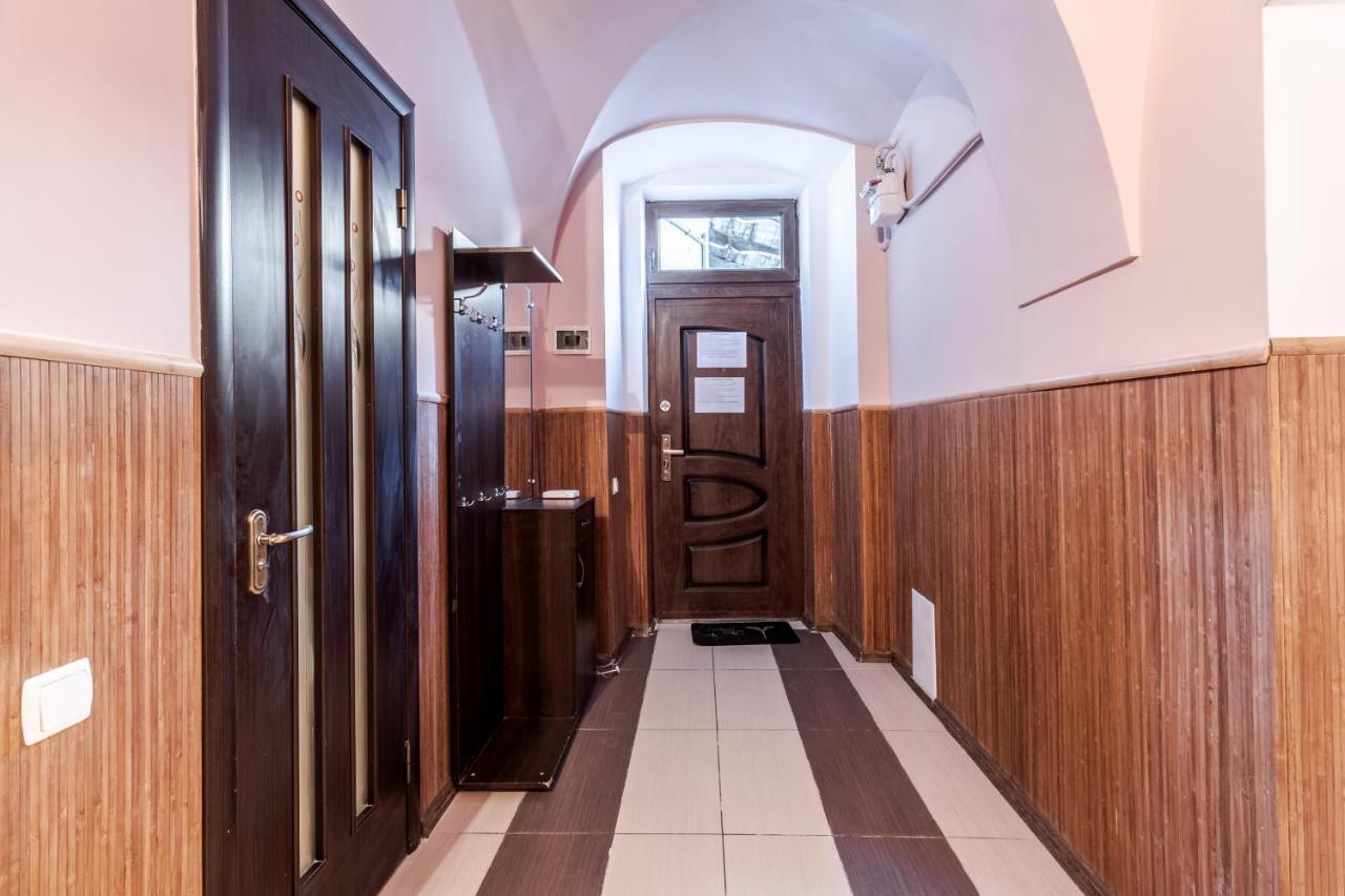 New Ruska Apartment Lviv Ngoại thất bức ảnh