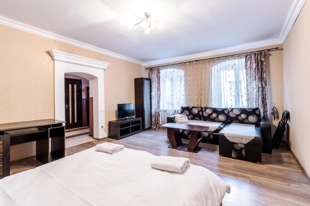 New Ruska Apartment Lviv Ngoại thất bức ảnh