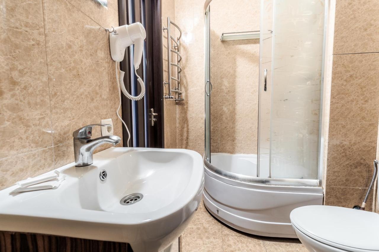 New Ruska Apartment Lviv Ngoại thất bức ảnh